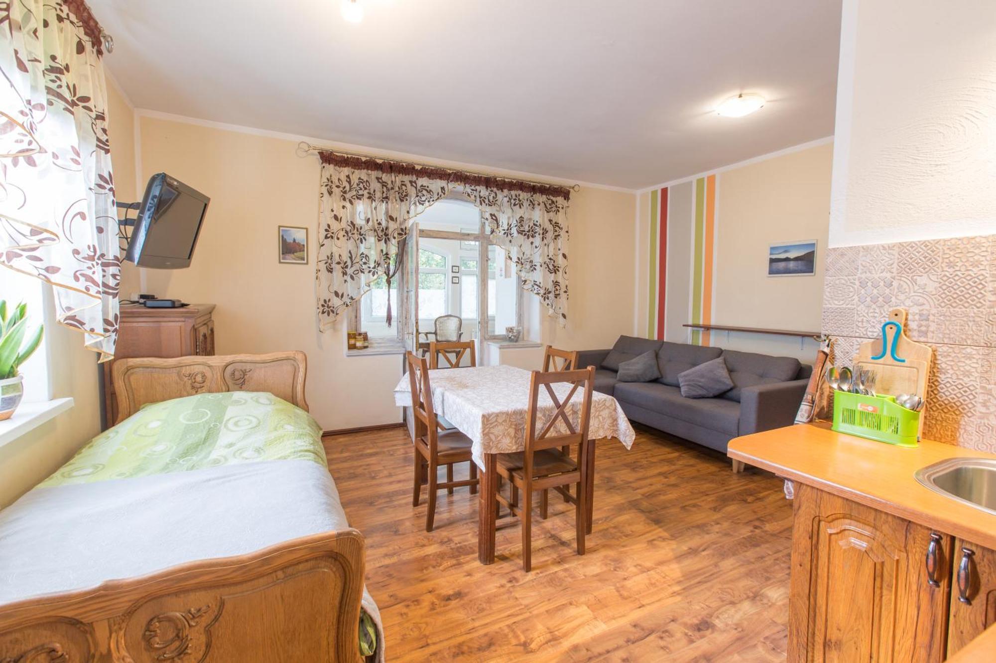 Homestay Goscinne U Markusa